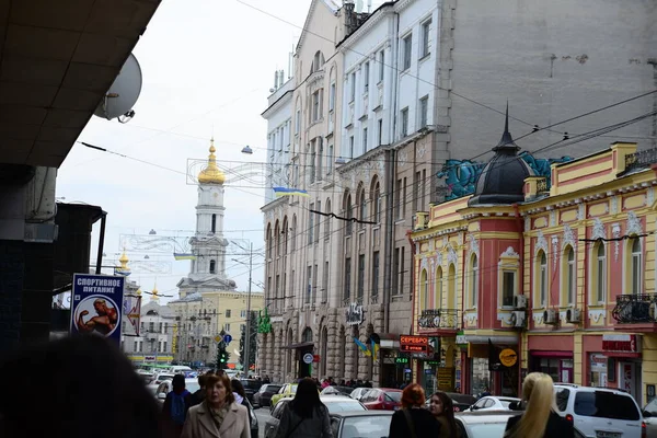 Kharkiv Ukraine Mars 2019 Spontant Går Människor Runt Maidan Konstytutsii — Stockfoto