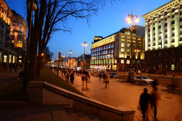Ukrajina Kiyv Duben 2019 Khreshchatyk Ulice Noci Budova Slavného Centrálního — Stock fotografie