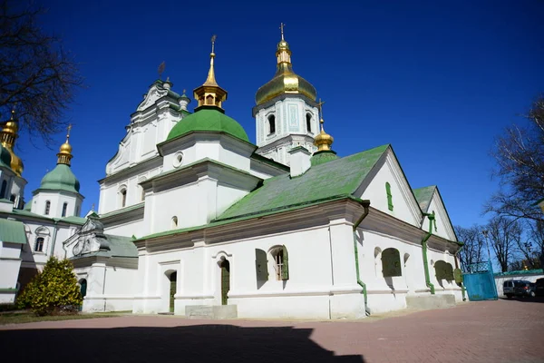 Kyiv Ukrajina 2019 Zelené Zlaté Dómy Katedrály Sofie Sofijevském Náměstí — Stock fotografie