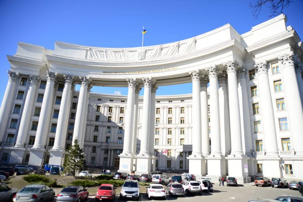 Kyiv Ukraine April 2019 Будівля Міністерства Закордонних Справ України Синє — стокове фото