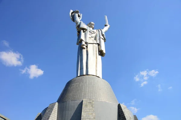 Kyiv Ucrania Abril 2019 Monumento Patria Con Una Espada Una — Foto de Stock