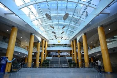 MINSK, BELARUS - 15 Nisan 2019: Belarus Ulusal Kütüphanesi - Belarus Devlet Kütüphanesi 