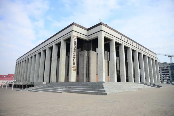 Minsk Belarus April 2019 Palace Republic Symbol Zero Kilometer Monument — Stock Photo, Image