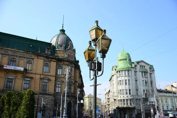 Lviv Ukraine April 2019 Gamla Gatlyktor Med Etnografiska Museet Och — Stockfoto