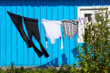 Açık havada kurutma giyim