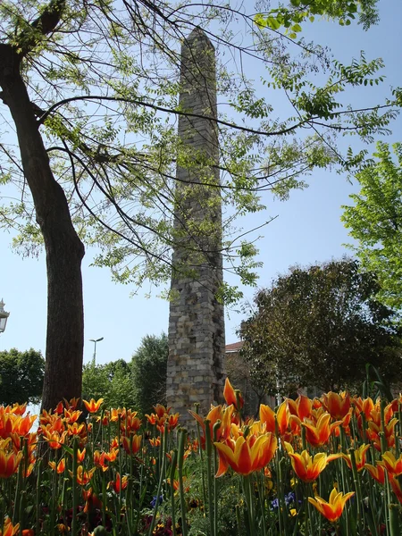 Theodosius 'lu Obelisk - İstanbul, Türkiye