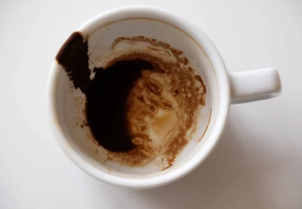 Kávé Alapon Fehér Csésze Fehér Háttér Izolált Felülnézet — Stock Fotó
