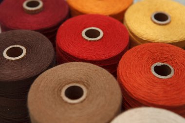 Arka plan olarak renk dikiş ipliği kapatmak