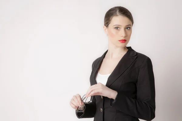 Retrato de mujer de negocios con gafas sobre fondo blanco . —  Fotos de Stock