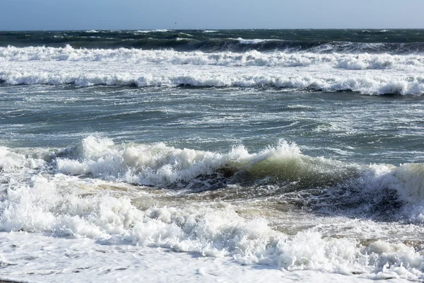 Хвилі Тихого океану, ландшафт пляж. — стокове фото