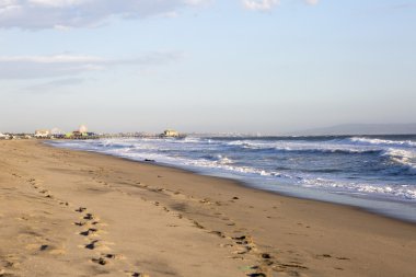 Eğlence Parkı Pasifik okyanus plaj manzara üzerinde.