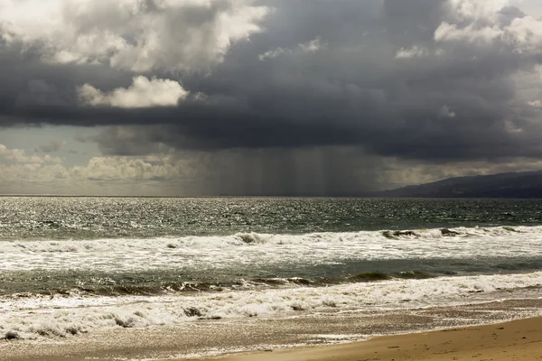 Oceano Pacífico durante uma tempestade . — Fotografia de Stock