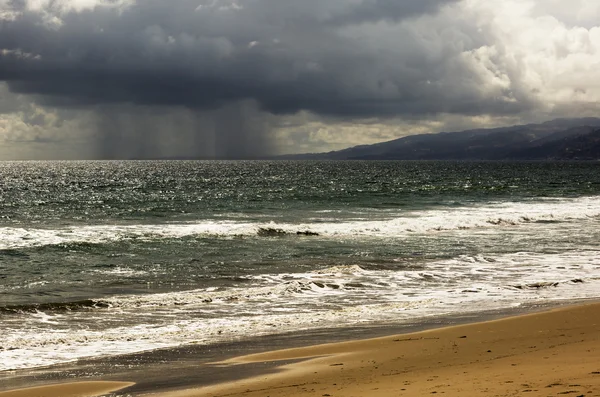 Oceano Pacífico durante uma tempestade . — Fotografia de Stock