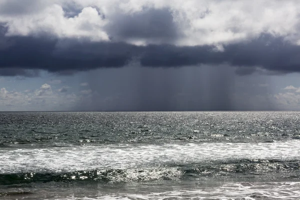 Tichém oceánu během bouře. — Stock fotografie