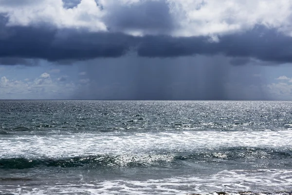 Tichém oceánu během bouře. — Stock fotografie