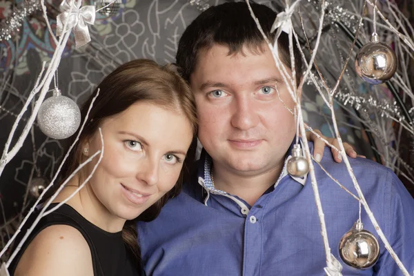 Retrato de pareja joven enamorada. — Foto de Stock