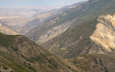 Dağ manzarası. Ermenistan (Tatev manzara).