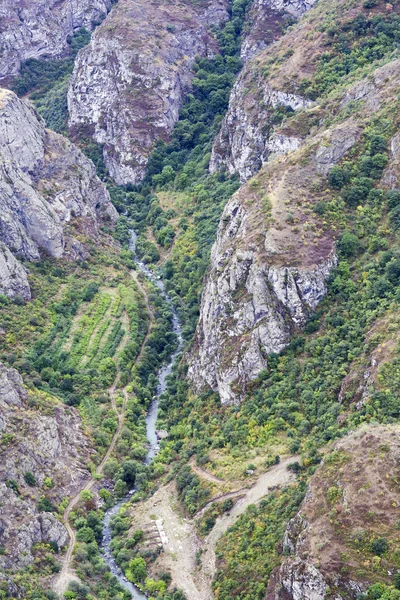 Horská krajina. Krajina v Arménii (Tatev). — Stock fotografie