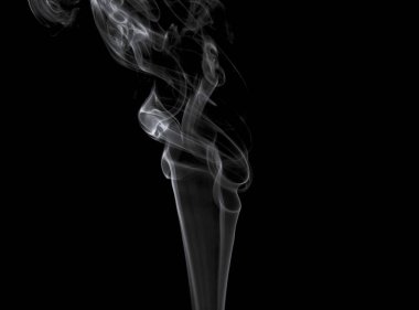 dumanı siyah arkaplanda