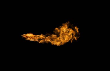 alevler siyah arkaplanda