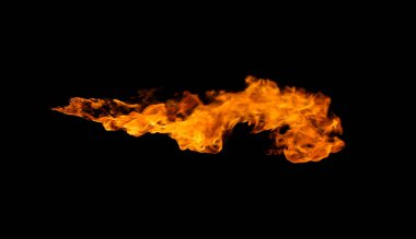 alevler siyah arkaplanda