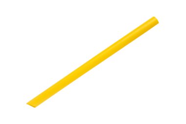 Beyaz arkaplanda izole edilmiş sarı pipet.