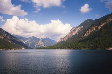 Yazın Avusturya 'da ünlü Plansee.
