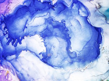 Renkli doku. Su Buzu 'nun arka plan taklidi. İndigo, Beyaz ve Altın Lekeler. Mürekkep sıvısı. Aquamarine mürekkep boyası düşürür. Alkol Mürekkebi Pigmenti. Mavi Soyut.