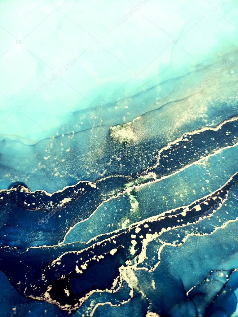 Alcohol Abstract. Sea color, White and Gold Pigment. Sky clouds splatter. Water Ink fluid. Aquamarine Spots Free Hand. Alcohol Ink Stains. Alcohol Ink Texture.
