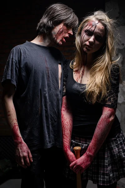  Kaç aşk zombi içinde