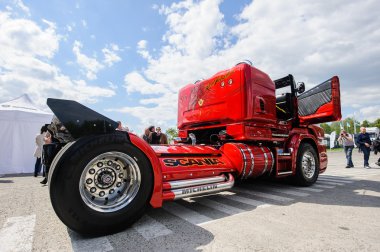 Özelleştirilmiş kamyon Scania R999