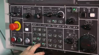CNC makine. Uzaktan kumanda.