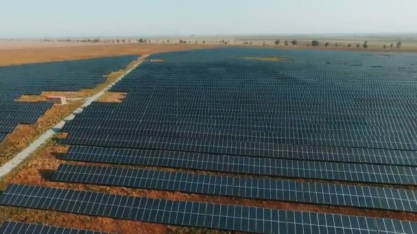 vue aérienne Panneaux solaires Système photovoltaïque vue aérienne 