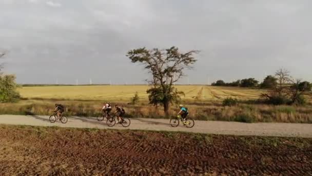 Bicicleta e energia eólica. — Vídeo de Stock