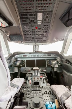 İçinde kokpit G550 görüntülemek