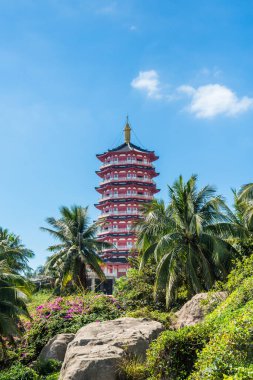 Nanshan 'daki Duobao Stupa, Hainan, Çin