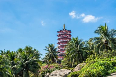 Nanshan 'daki Duobao Stupa, Hainan, Çin