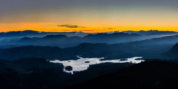 Панорамный Вид Горы Шри Ланки Водохранилище Маскелия Вершины Адама Удивительный — стоковое фото