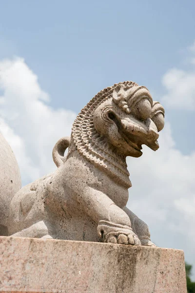 Stone Lion Called Singha Ancient Capital Ruins Anuradhapura Sri Lanka — Stock Photo, Image