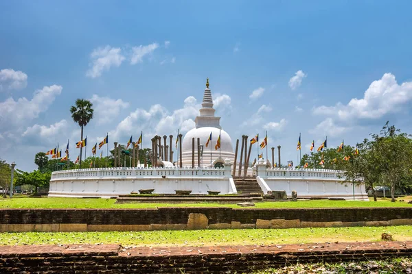 Thuparamaya Dagoba Primera Estupa Sri Lanka Anuradhapura —  Fotos de Stock