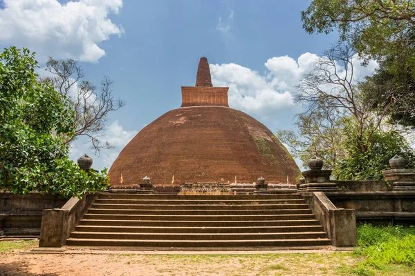 Jetavaranama Dagoba 스리랑카에서 Stupa 아누라 자푸라의 — 스톡 사진