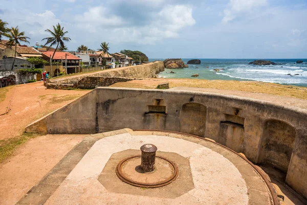 在斯里兰卡的Galle Fort古城墙上放枪的地方 — 图库照片