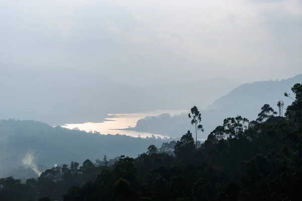 Paisagem Tropical Com Rio Nas Montanhas Sri Lanka — Fotografia de Stock