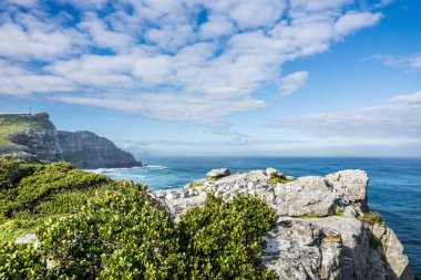 Cape Point 'in manzarası - Kayalar ve okyanus Ümit Burnu, Güney Afrika