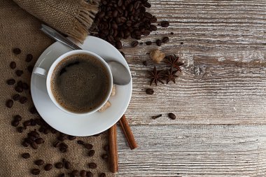 Baharat ile kahve