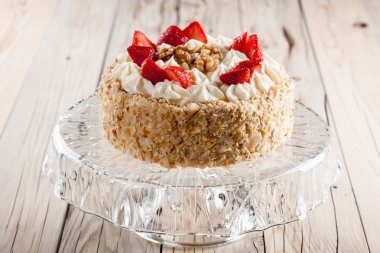 Somun kek çilek ile