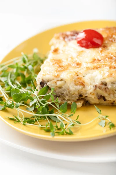 Auflauf mit Champignons Kartoffeln und Käse — Stockfoto