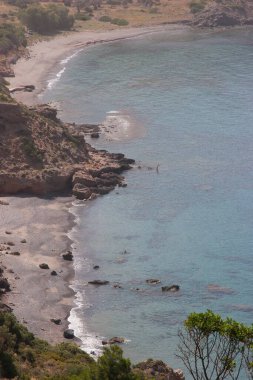 Deniz kıyısının güzel manzarası