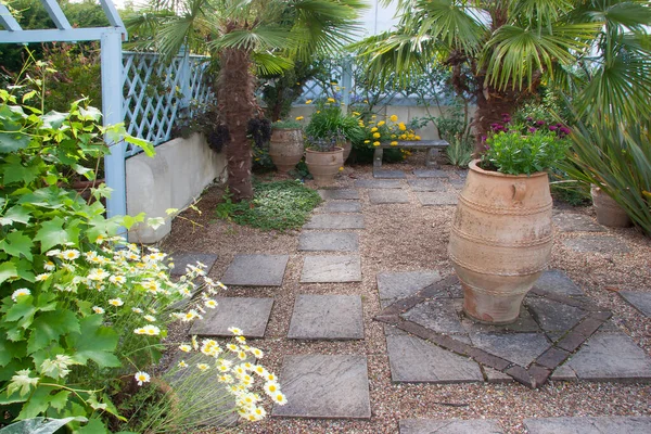 Schöner Blick Auf Den Garten Sommer — Stockfoto