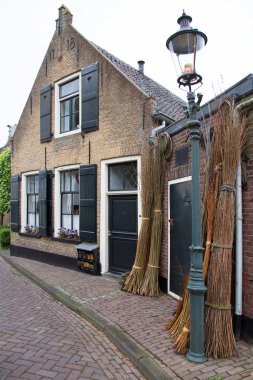 Avrupa 'daki eski tuğla bina